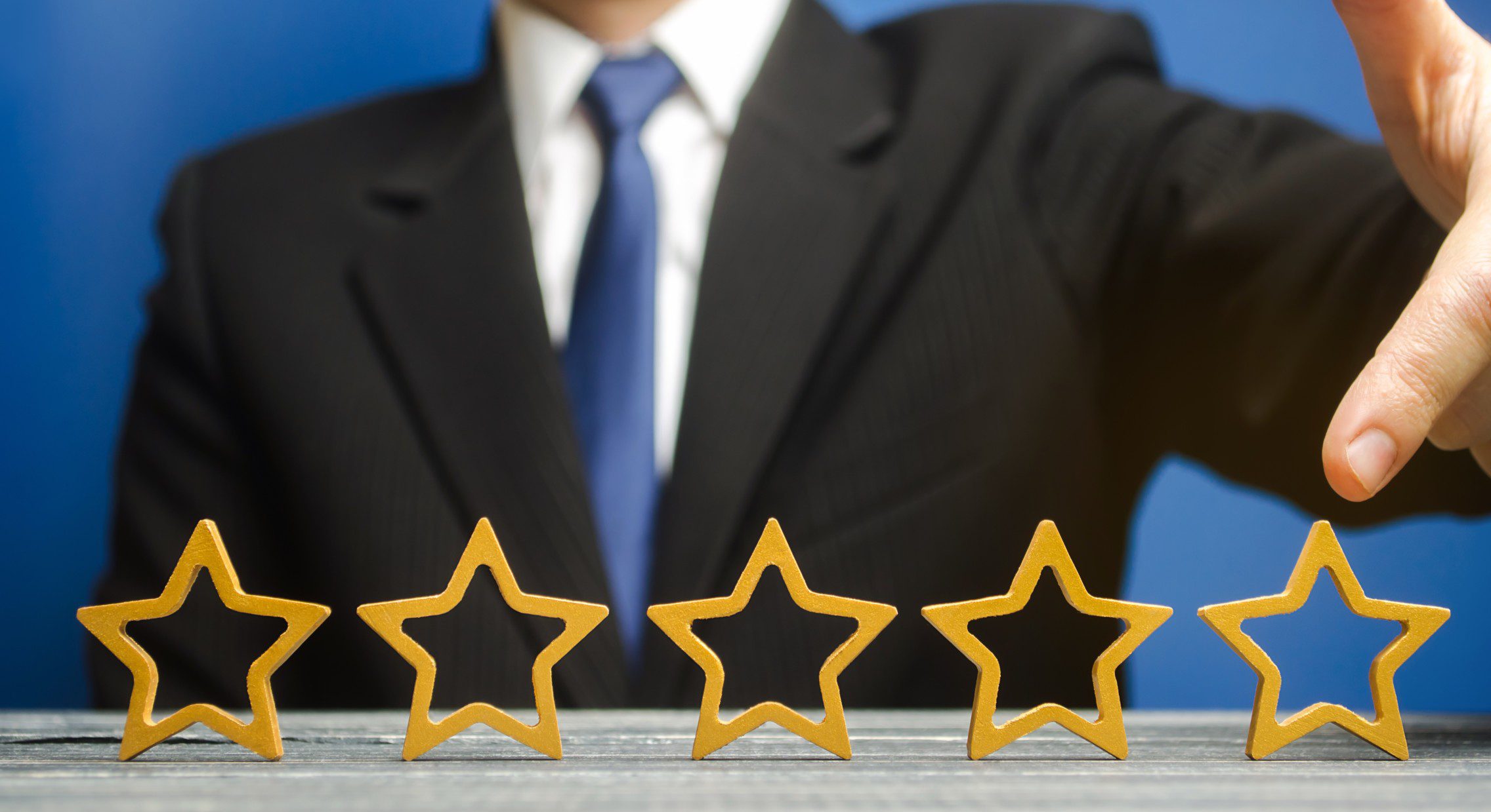 How to Find and Use Customer Reviews